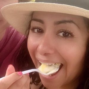 Meet your Posher, Lennina